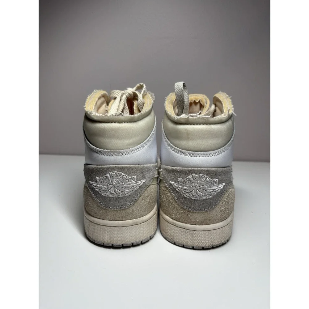 Air Jordan 1 Mid SE 